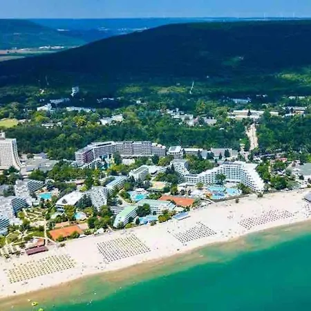 Maka - Balchik, Albena Village Zone * バルチク