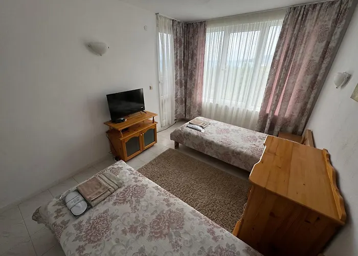 Maka - Balchik, Albena Village Zone * Balchik